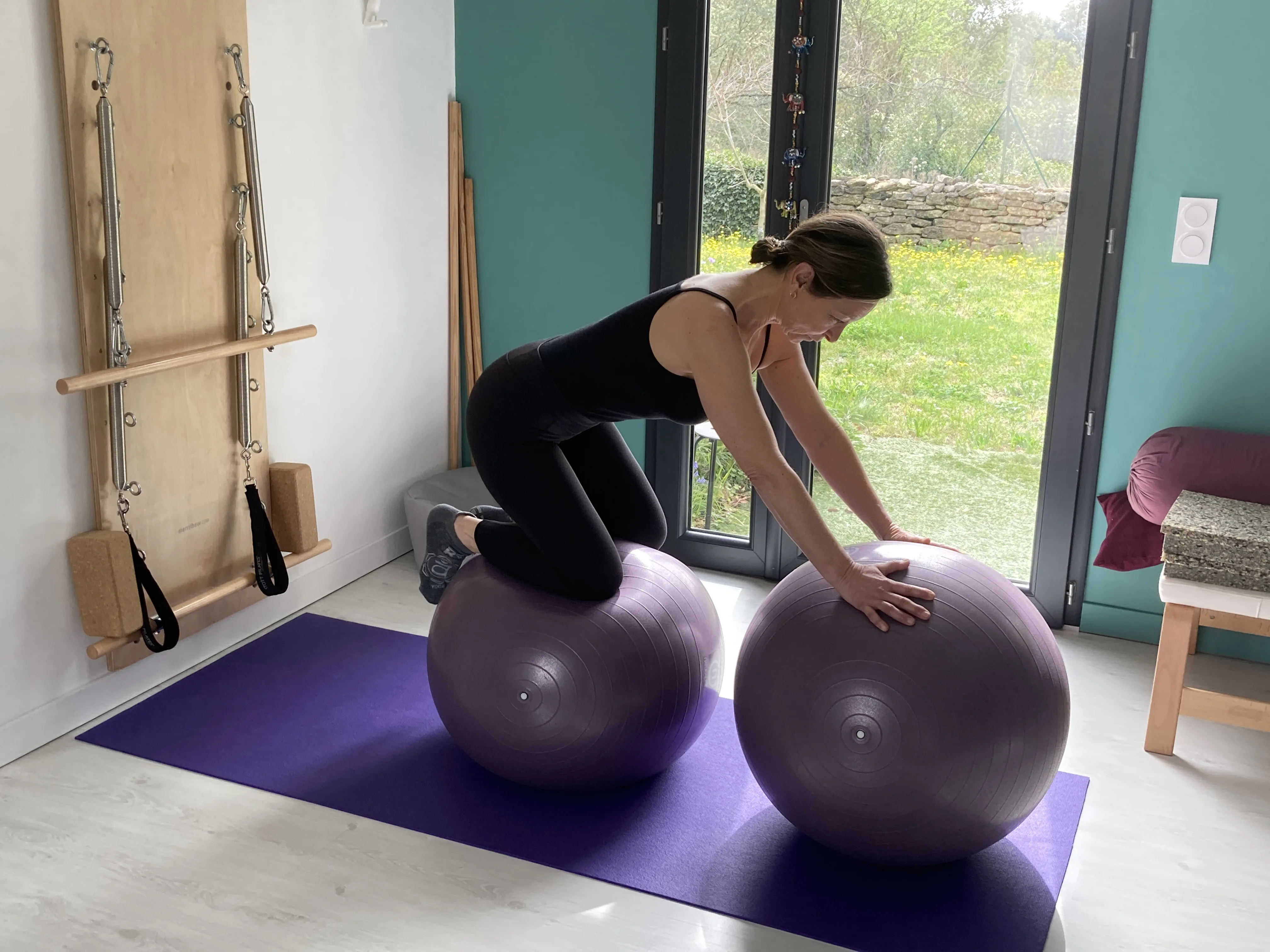 Séance de Fitball Pilates selon la méthode de Gasquet® au studio Corexperience